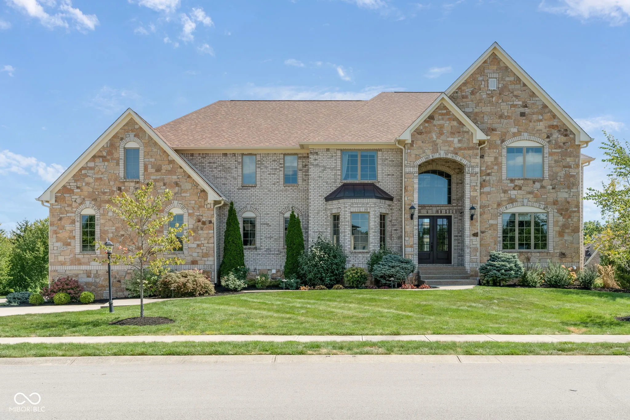 Carmel, Indiana 46032, United States, 5 Bedrooms Bedrooms, ,6 BathroomsBathrooms,Residential,Active,204974