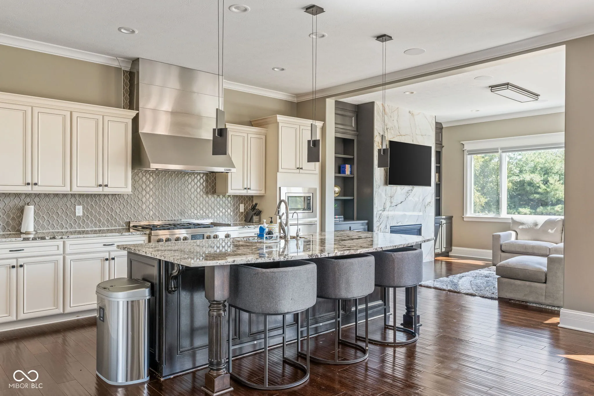 Carmel, Indiana 46032, United States, 5 Bedrooms Bedrooms, ,6 BathroomsBathrooms,Residential,Active,204974