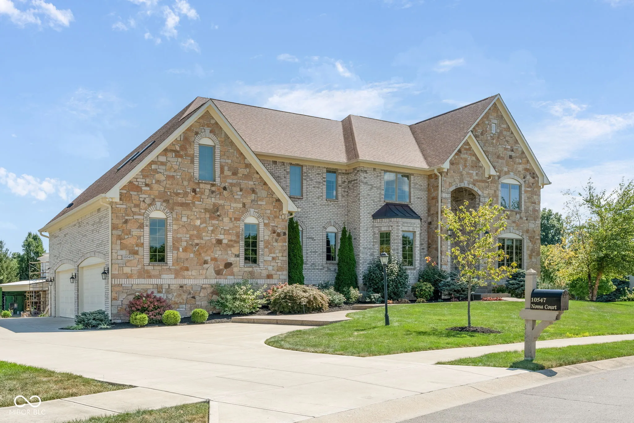 Carmel, Indiana 46032, United States, 5 Bedrooms Bedrooms, ,6 BathroomsBathrooms,Residential,Active,204974