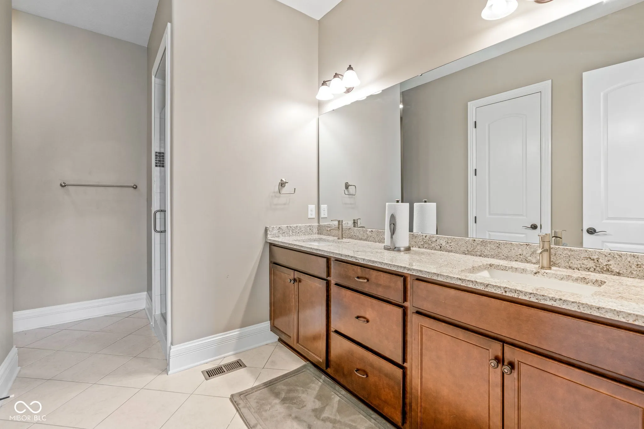 Carmel, Indiana 46032, United States, 5 Bedrooms Bedrooms, ,6 BathroomsBathrooms,Residential,Active,204974