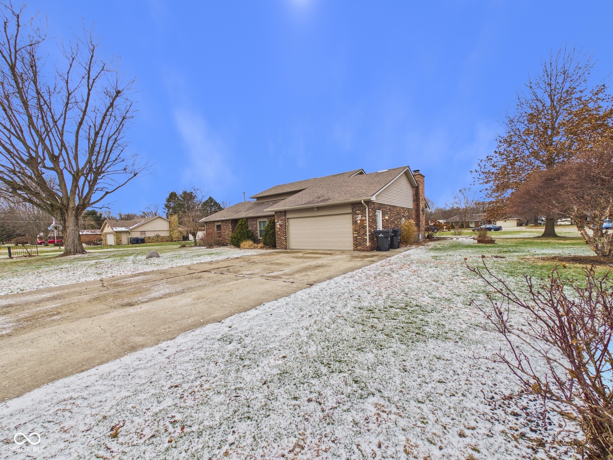 2111 Round Barn Road