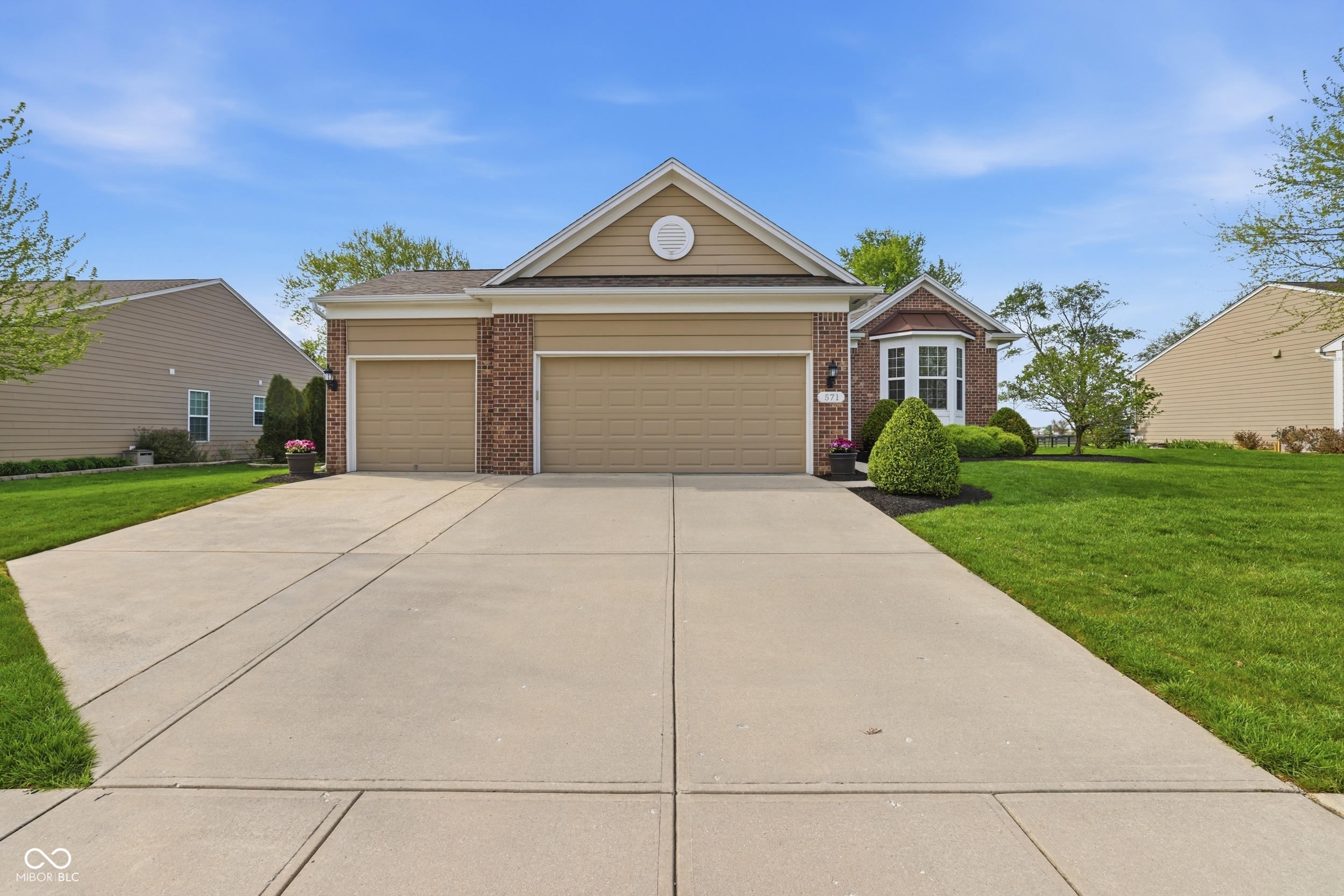 571 King Fisher Drive