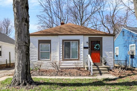 Photo of 3514 Orchard Avenue, Indianapolis, IN 46218 (MLS # 22091214)