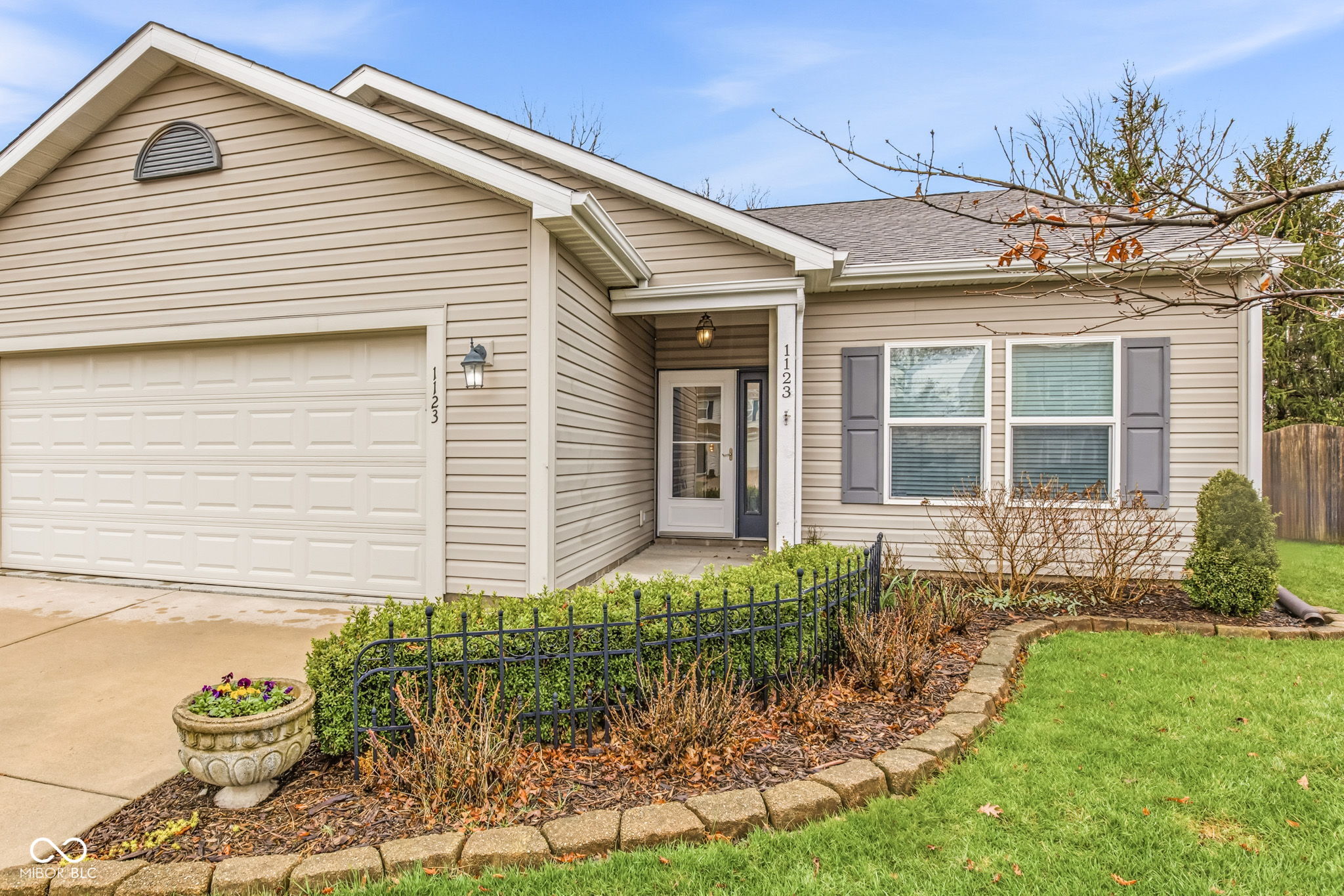 1123 Maple Run Drive