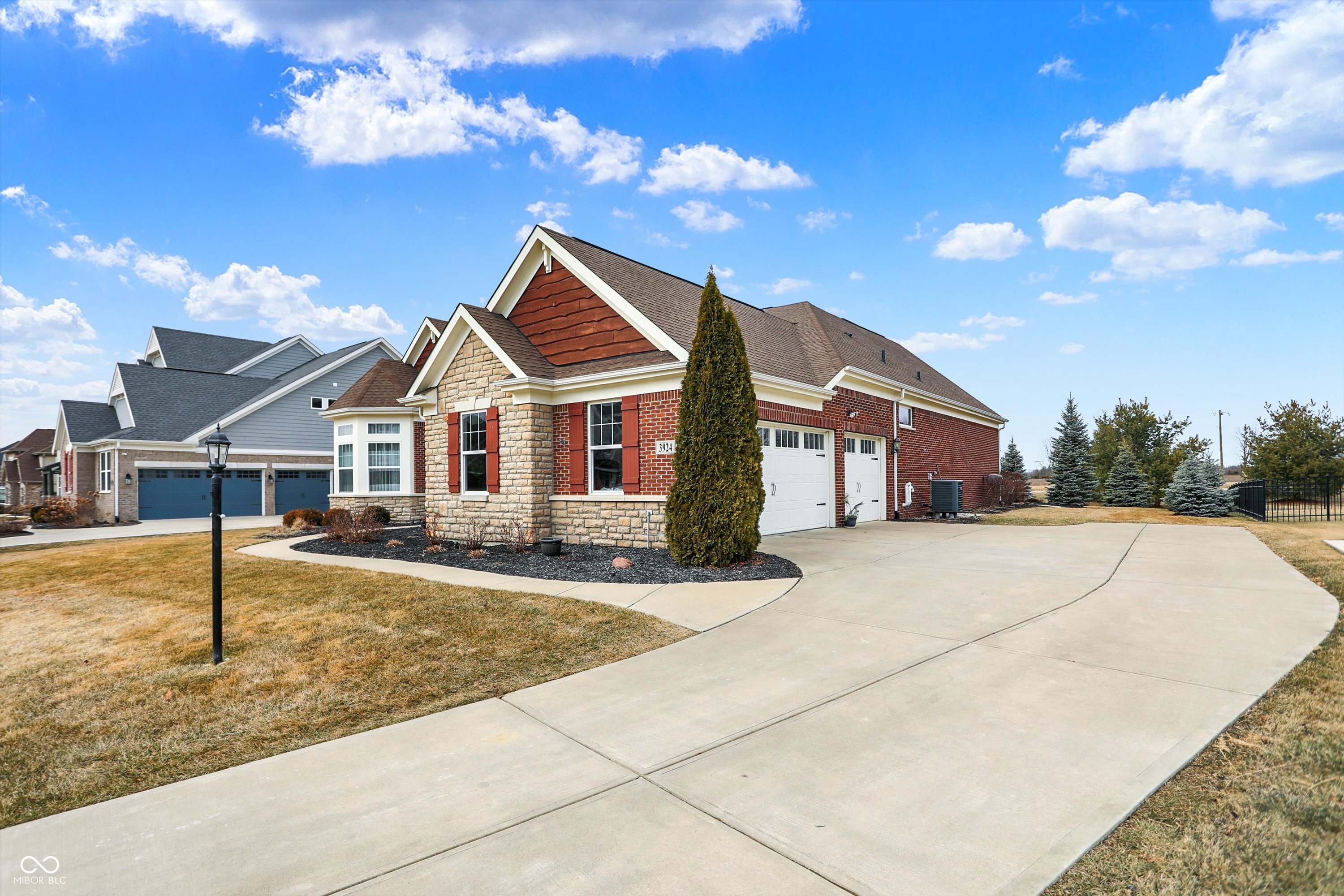 3924 Bear Creek Way