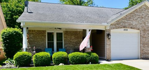 Photo of 1012 Park Place, Sheridan, IN 46069 (MLS # 22101175)