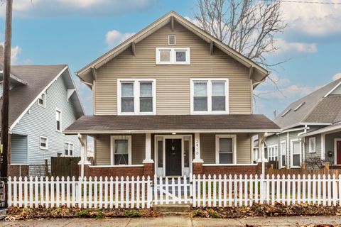Photo of 2910 N Delaware Street, Indianapolis, IN 46205 (MLS # 22087486)