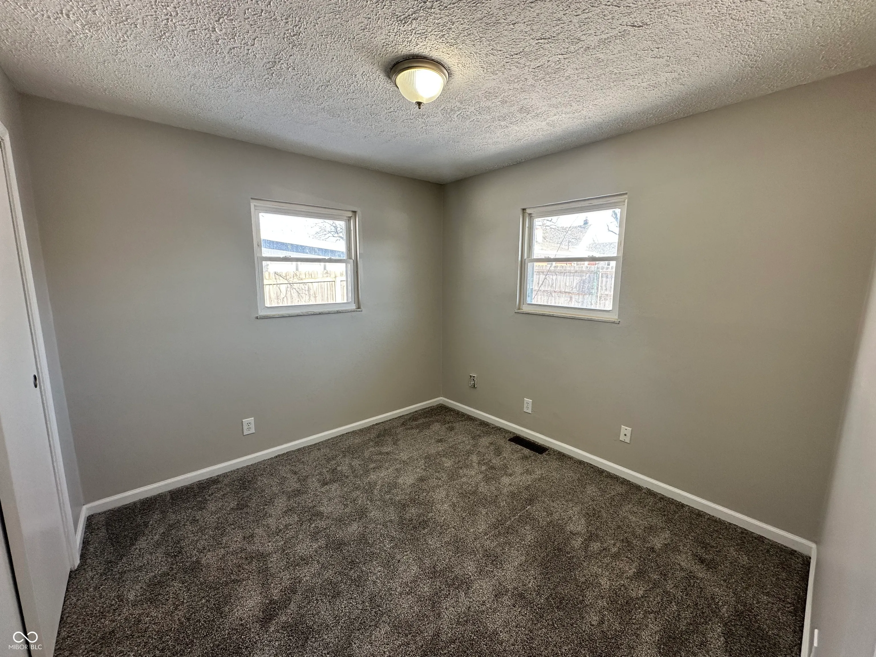 Greenwood, Indiana 46143, United States, 2 Bedrooms Bedrooms, ,1 BathroomBathrooms,Residential,Active,14495