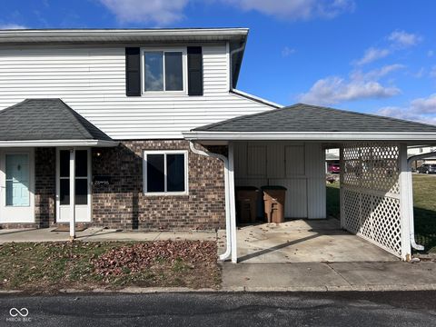 Photo of 2896 Two Worlds Drive, Columbus, IN 47201 (MLS # 22078836)