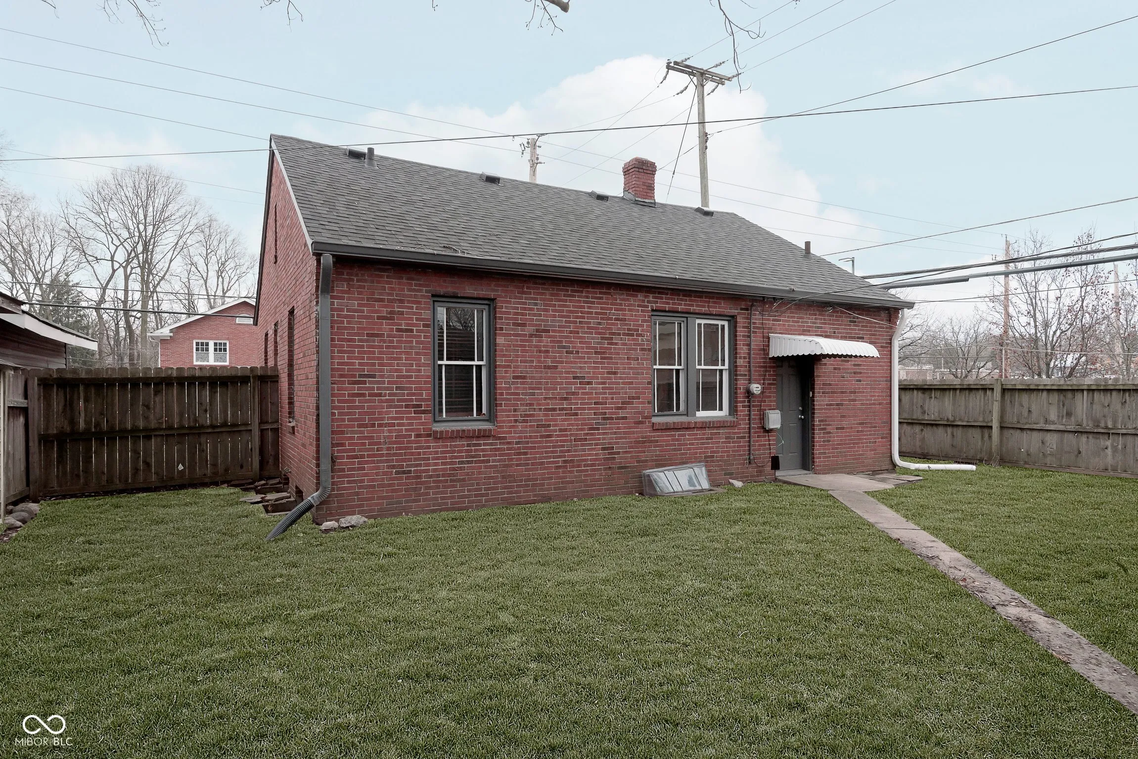 Indianapolis, Indiana 46220, United States, 2 Bedrooms Bedrooms, ,1 BathroomBathrooms,Residential,Pending,14786