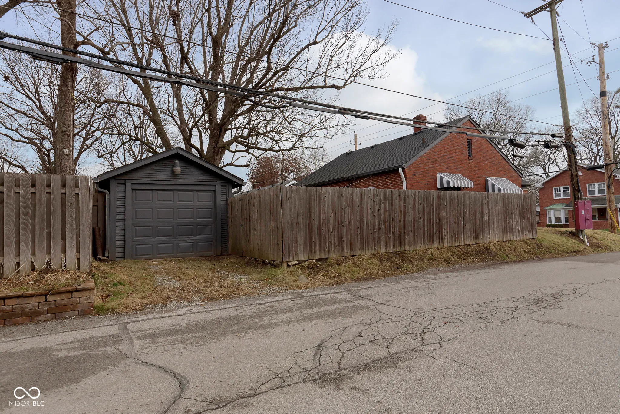 Indianapolis, Indiana 46220, United States, 2 Bedrooms Bedrooms, ,1 BathroomBathrooms,Residential,Pending,14786