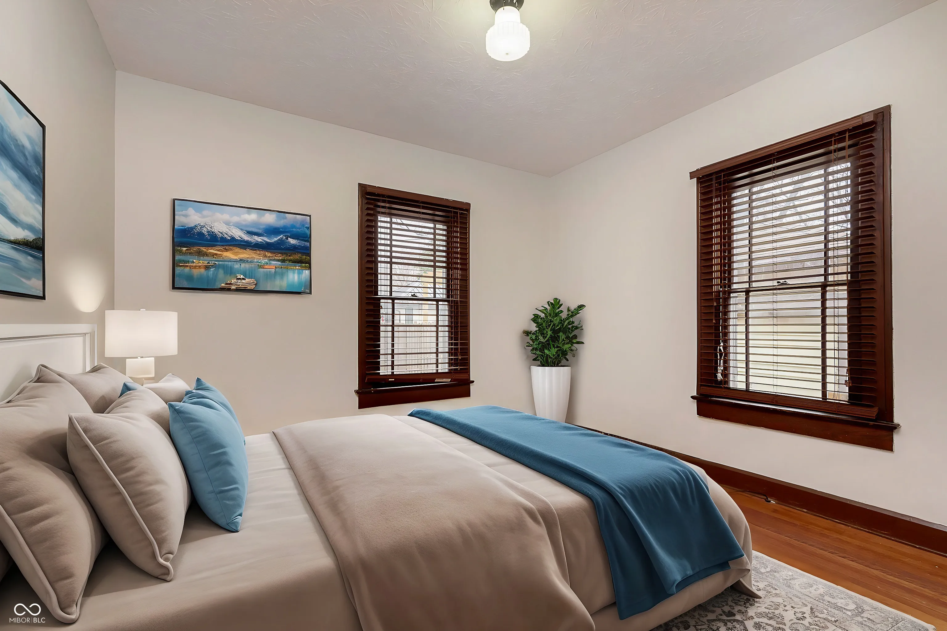 Indianapolis, Indiana 46220, United States, 2 Bedrooms Bedrooms, ,1 BathroomBathrooms,Residential,Pending,14786