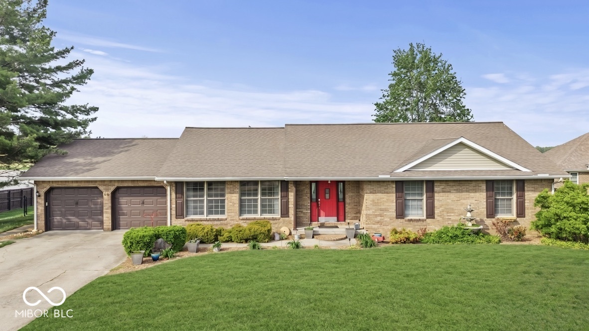 40 Carolyn Drive