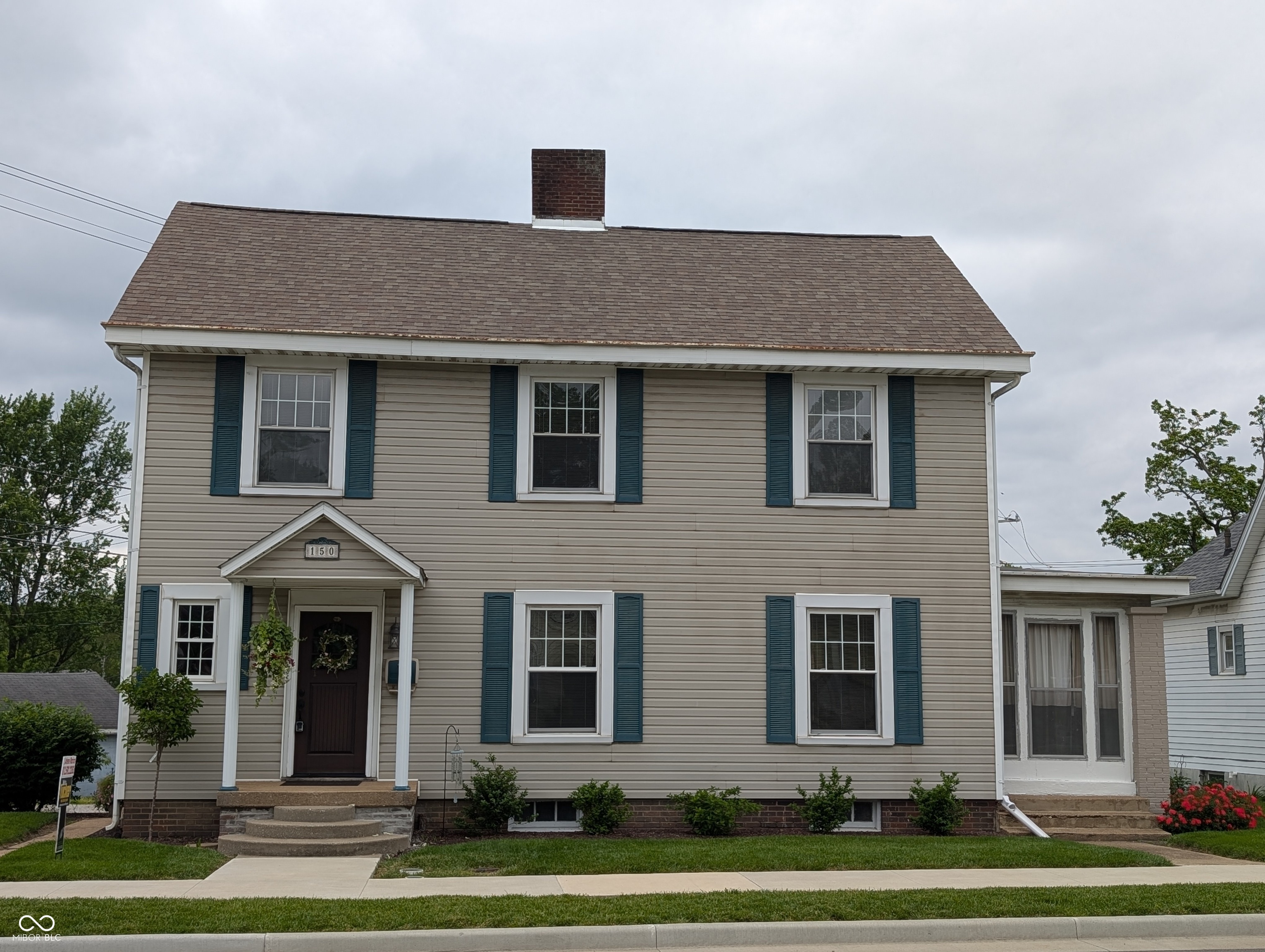 150 W Walnut Street