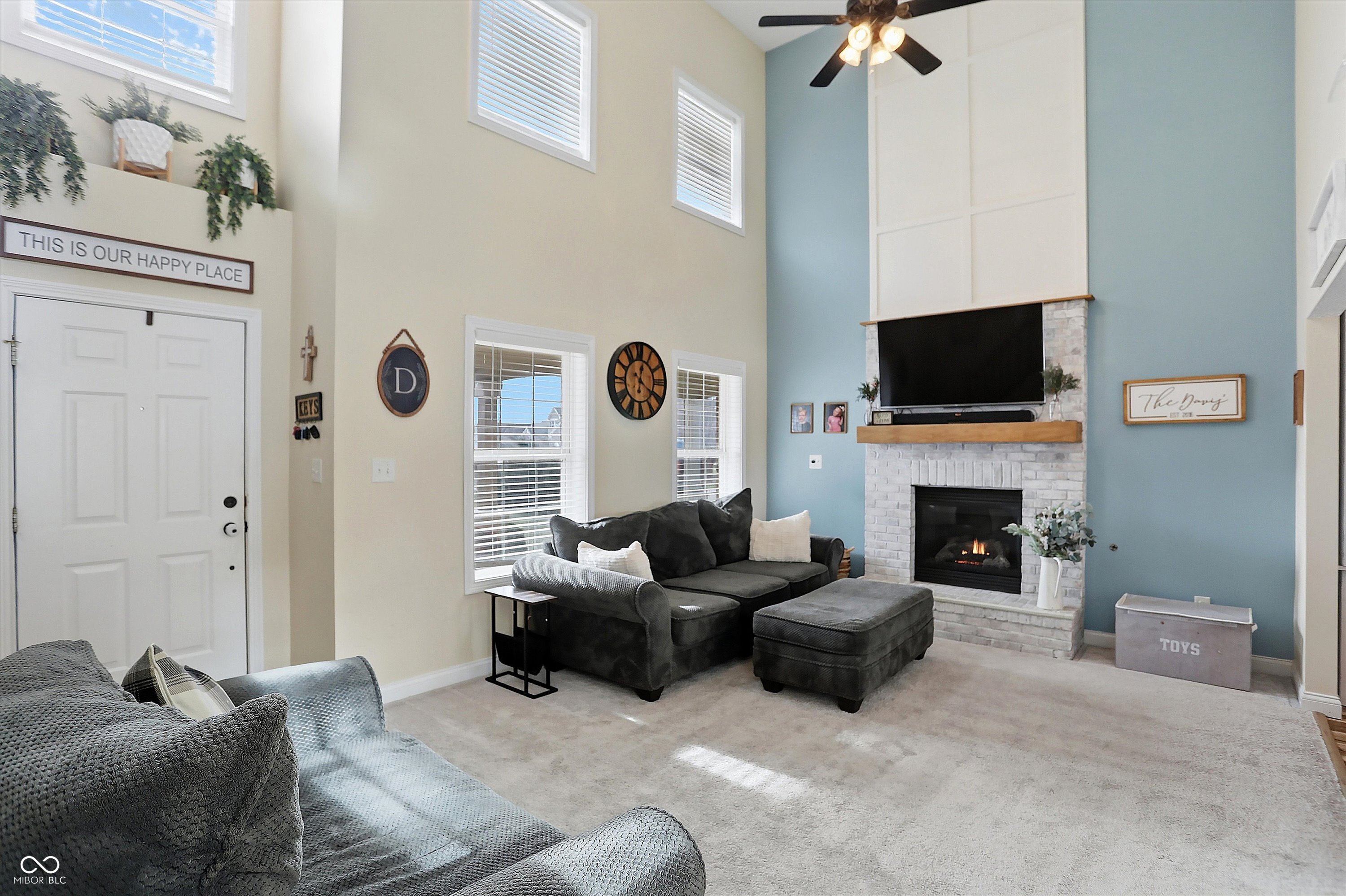 990 Youngs Creek Drive