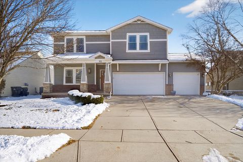 Photo of 572 Redwood Drive, Pendleton, IN 46064 (MLS # 22076060)