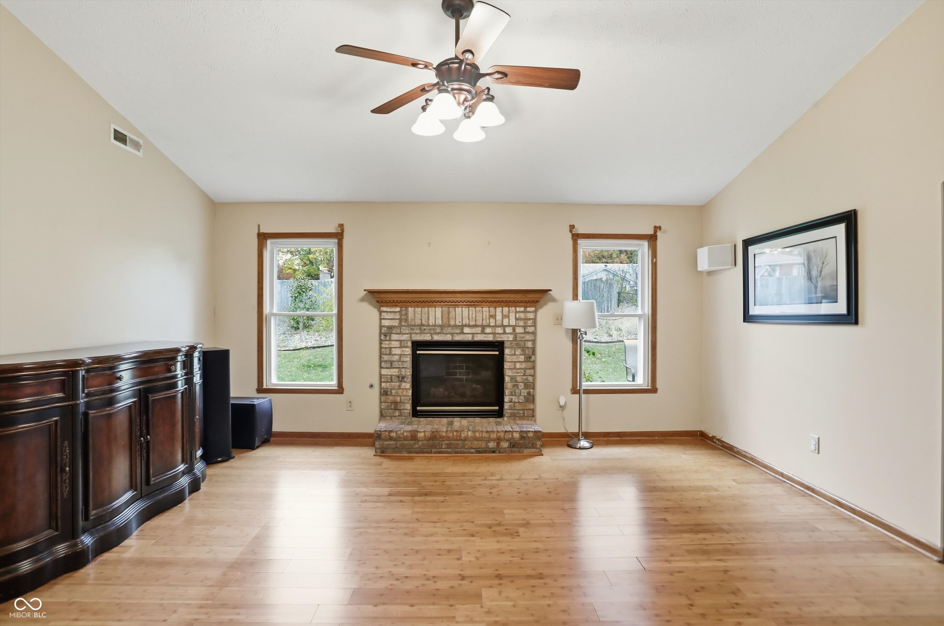 7819 Shannon Lakes Way