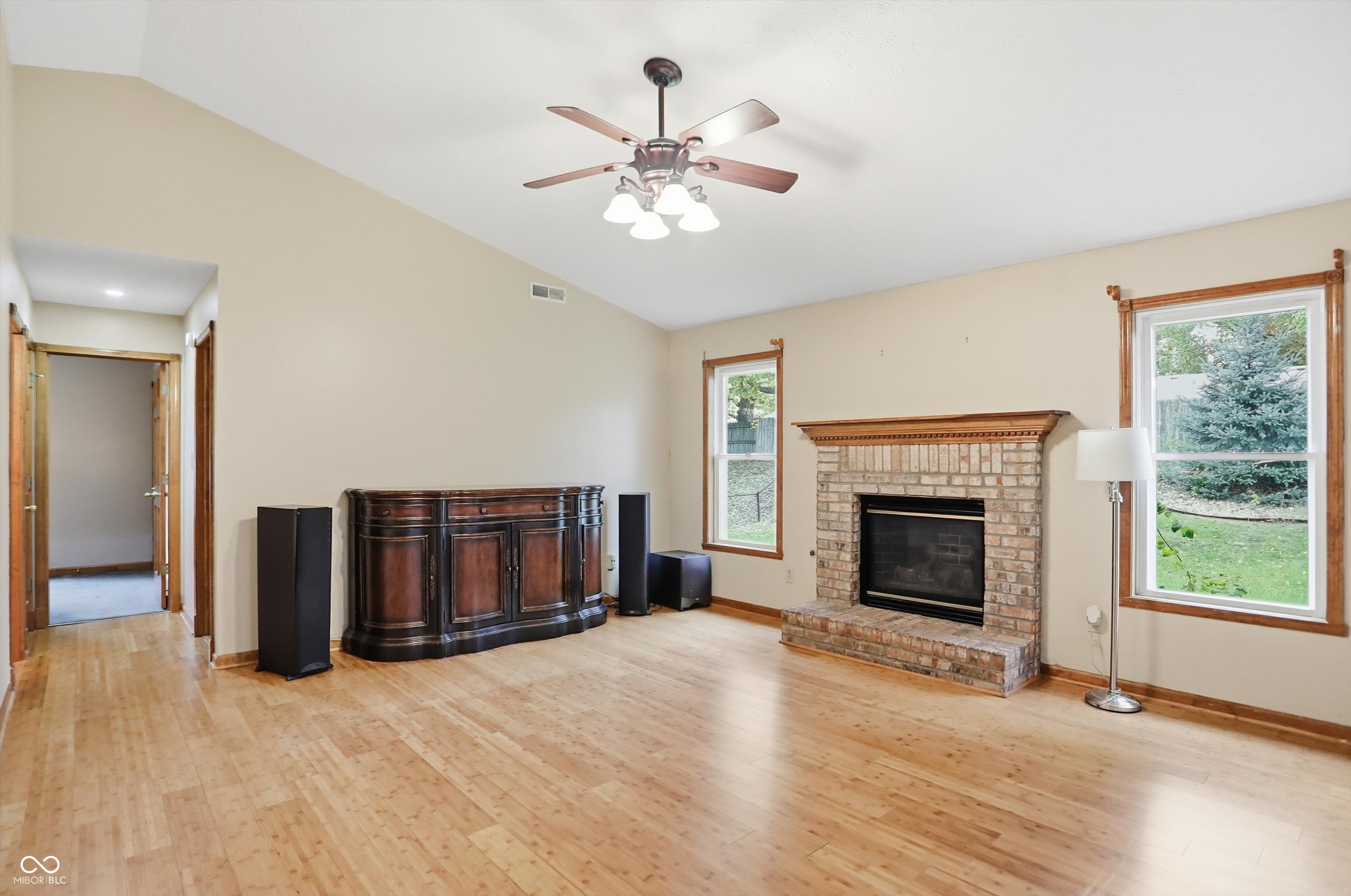 7819 Shannon Lakes Way