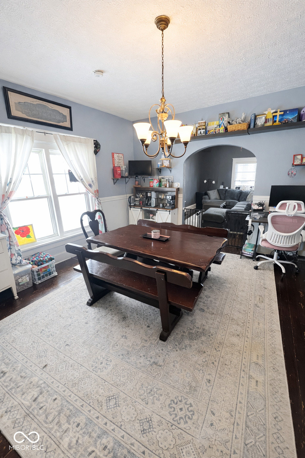 4842 Hardegan Street