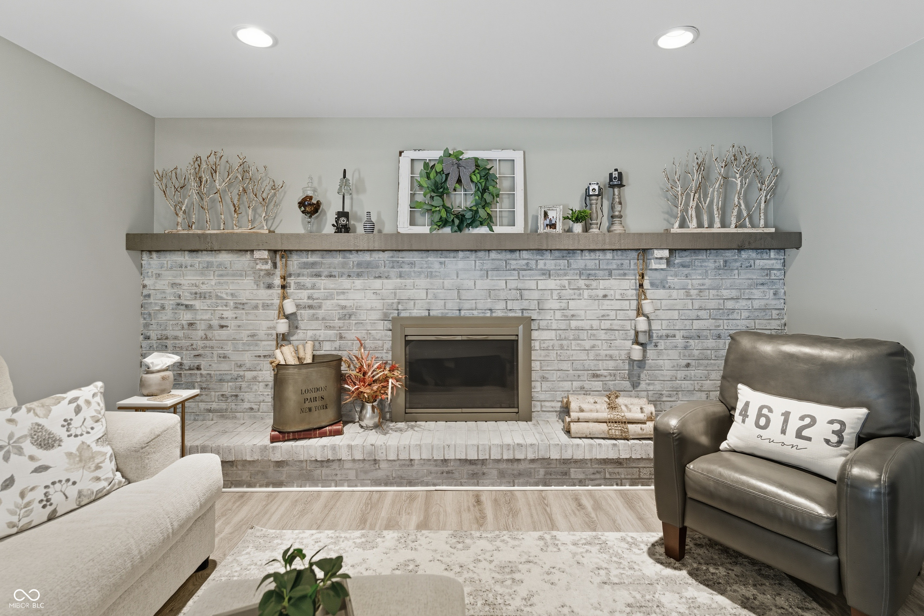 1188 N County Road 425 E Avon IN 46123