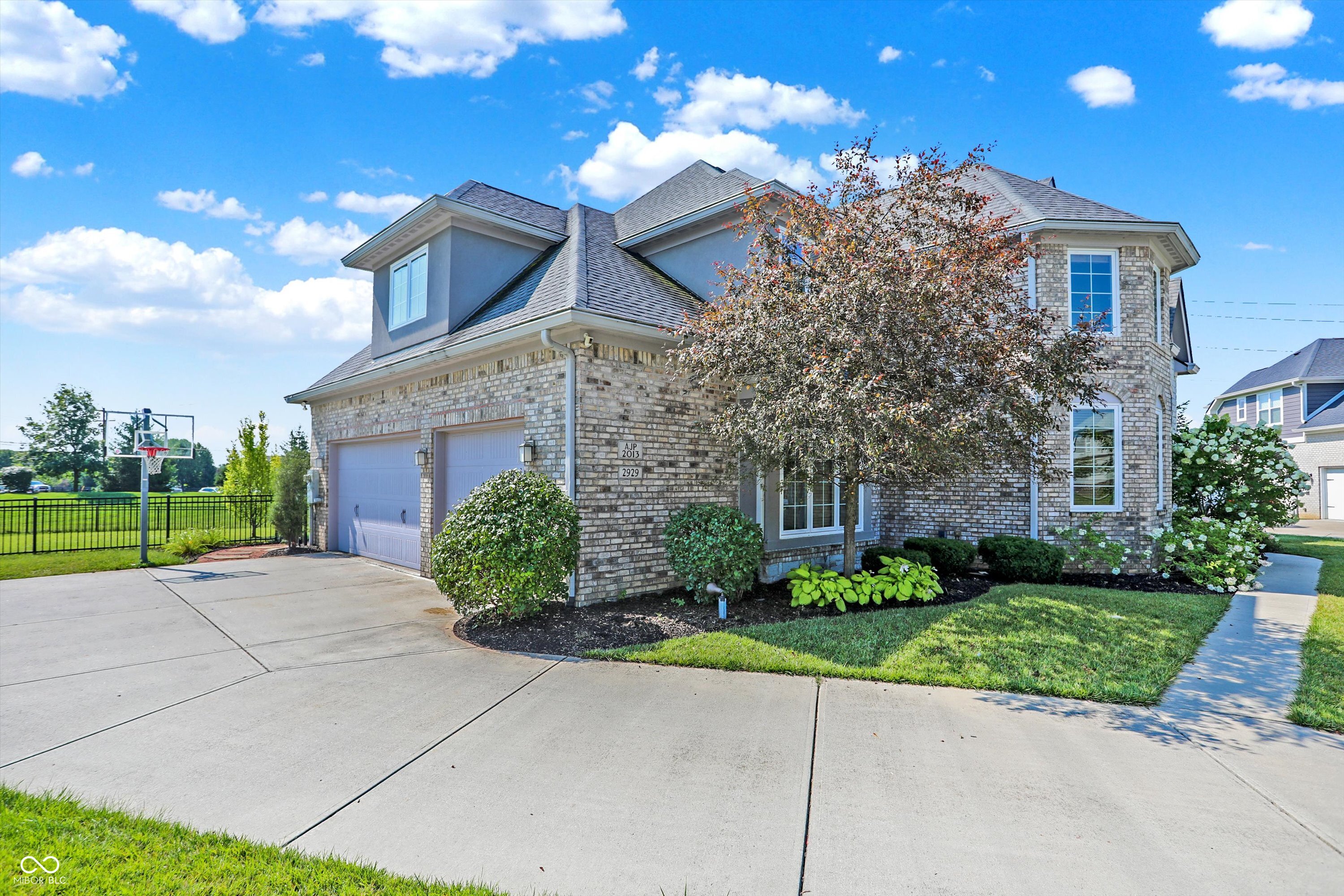 2929 Post Oak Court