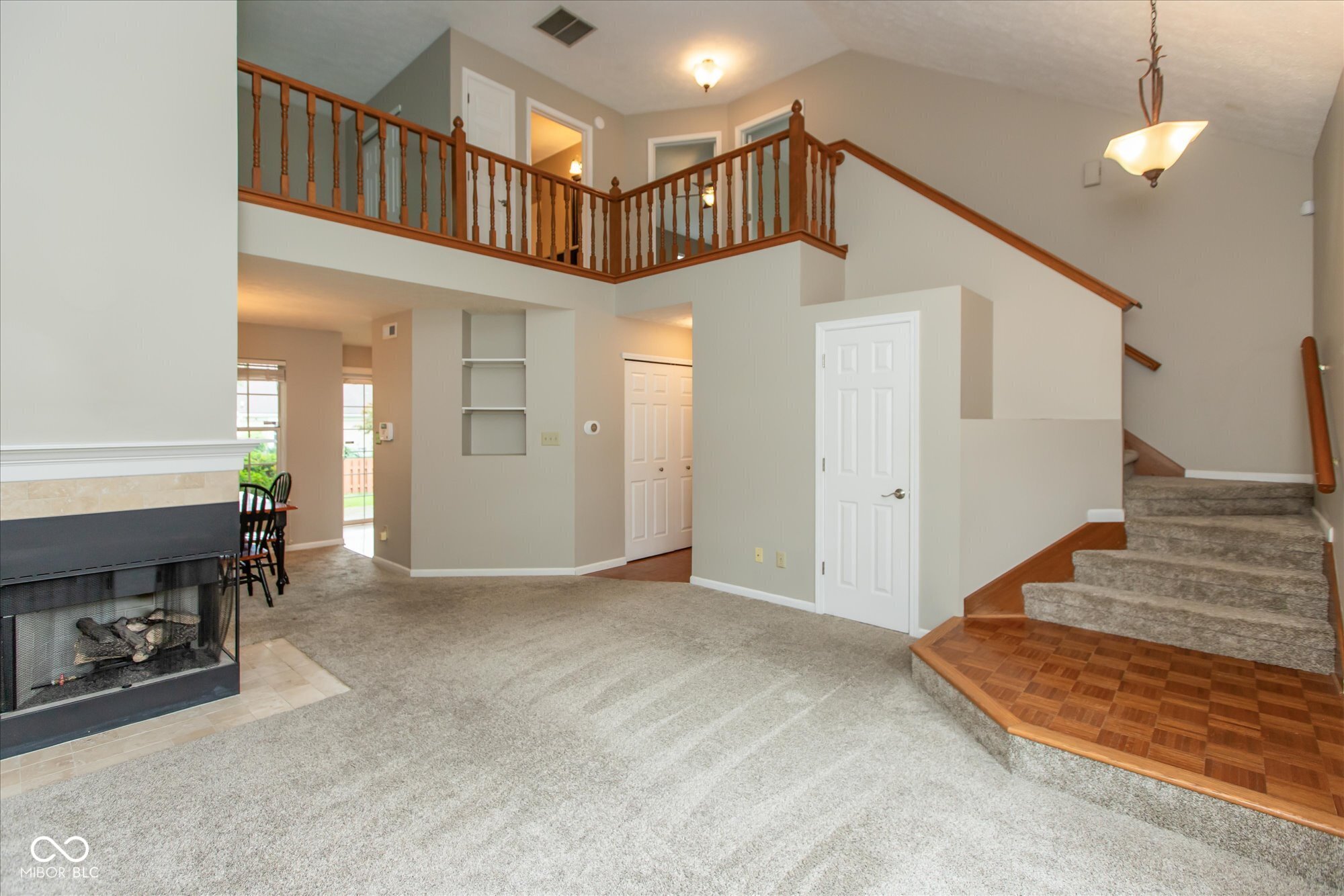 11051 Oakridge Drive