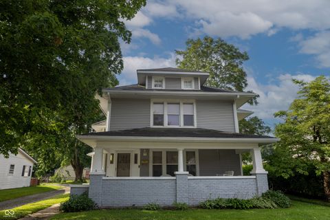 Photo of 807 W Pike Street, Crawfordsville, IN 47933 (MLS # 22107117)