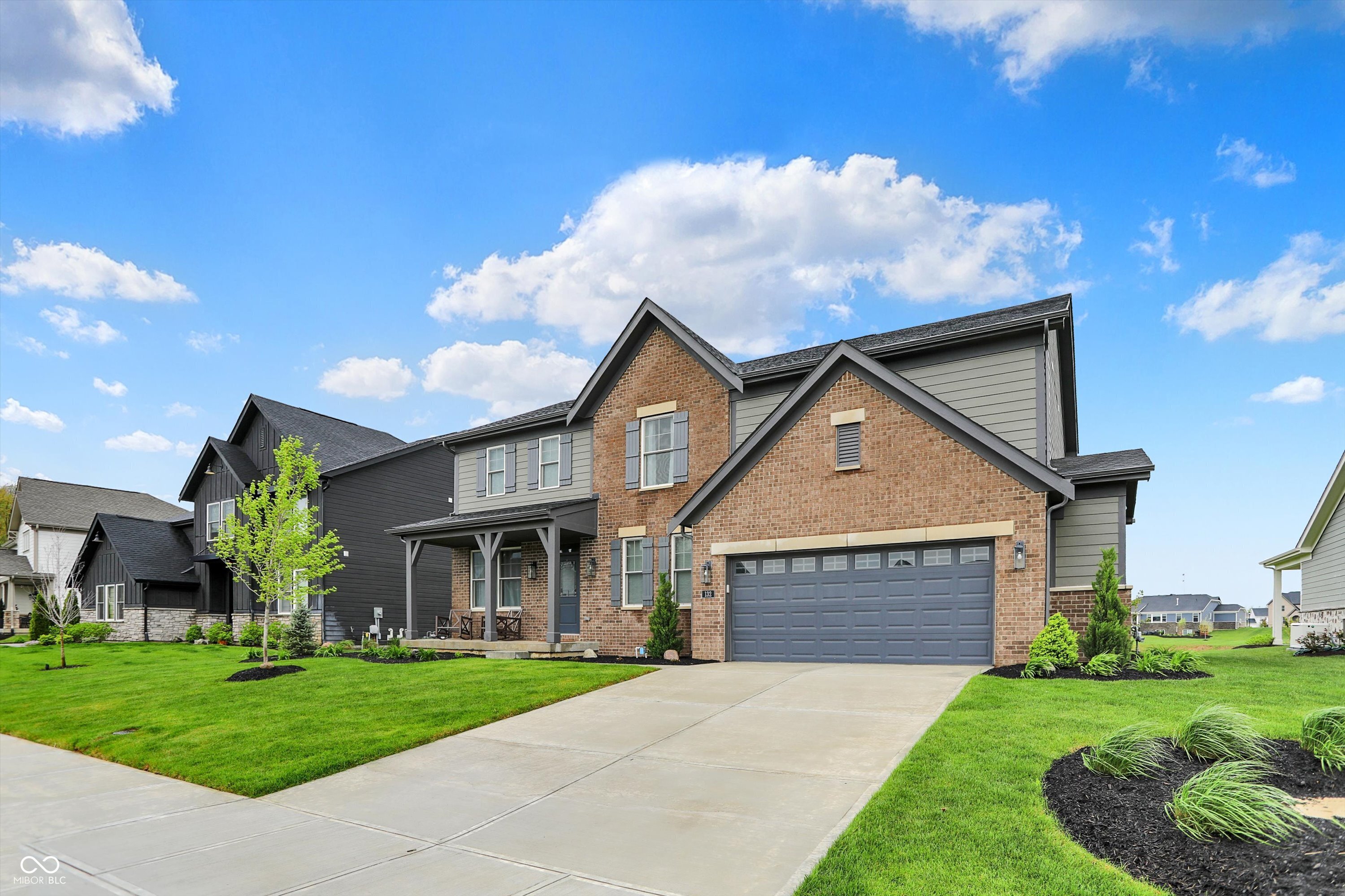 132 Oakhurst Way
