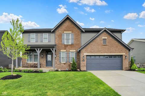 132 Oakhurst Way Westfield IN 46074