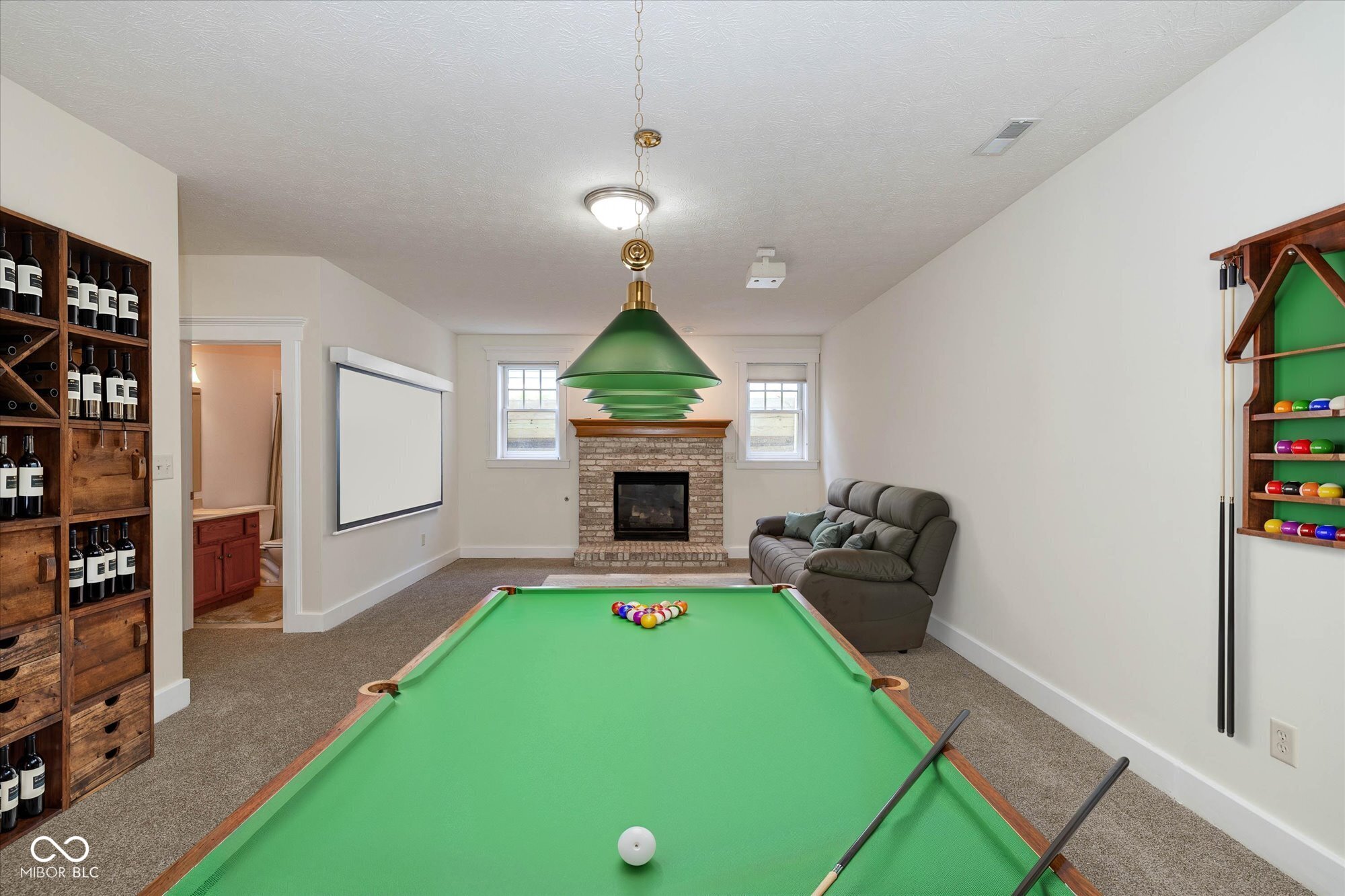 7290 Lockford Walk N