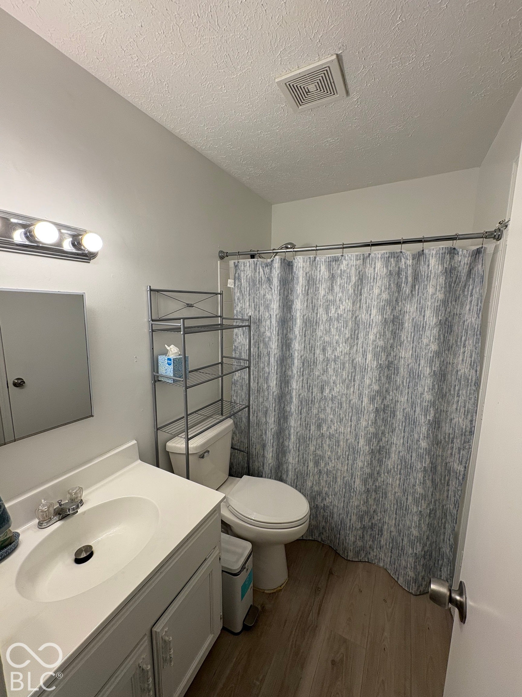 7938 Eagle Valley