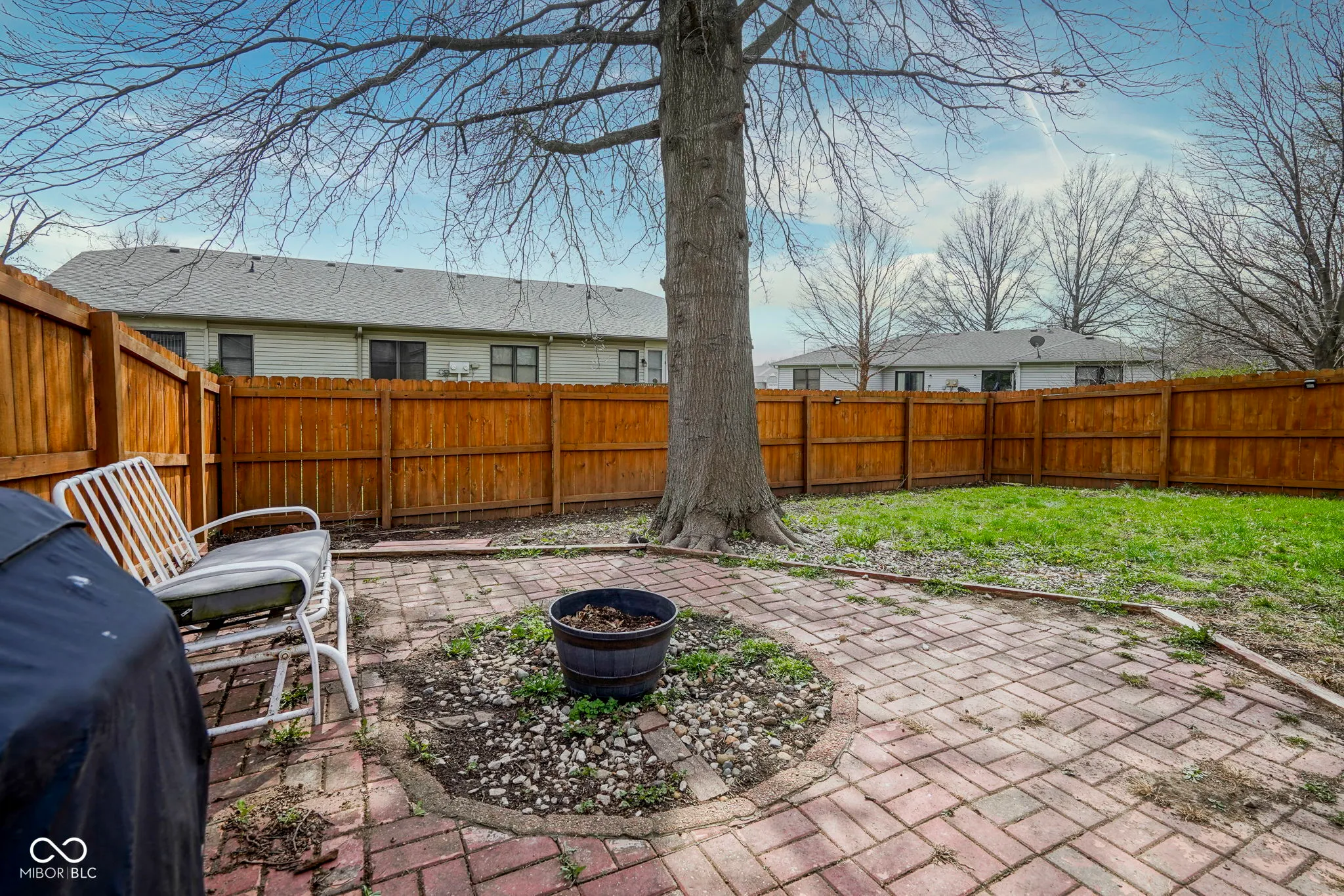 Greenwood, Indiana 46143, United States, 2 Bedrooms Bedrooms, ,2 BathroomsBathrooms,Residential,Pending,102931