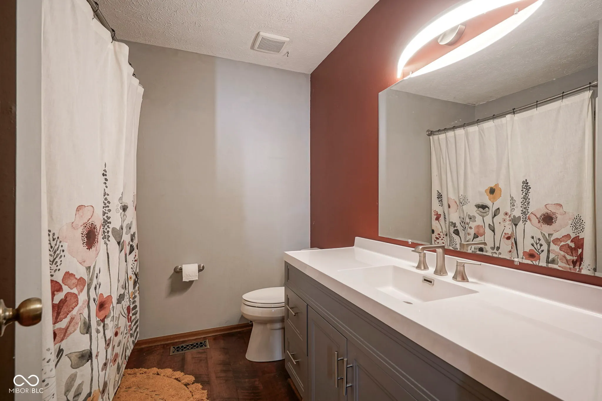 Greenwood, Indiana 46143, United States, 2 Bedrooms Bedrooms, ,2 BathroomsBathrooms,Residential,Pending,102931