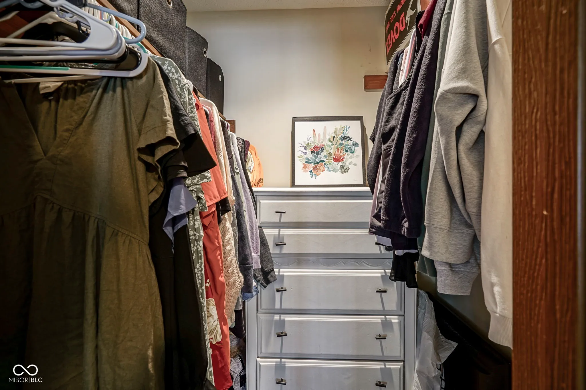 Greenwood, Indiana 46143, United States, 2 Bedrooms Bedrooms, ,2 BathroomsBathrooms,Residential,Pending,102931