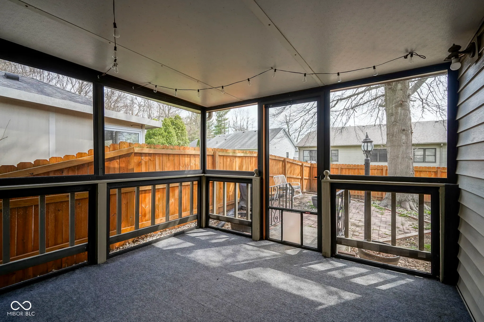 Greenwood, Indiana 46143, United States, 2 Bedrooms Bedrooms, ,2 BathroomsBathrooms,Residential,Pending,102931