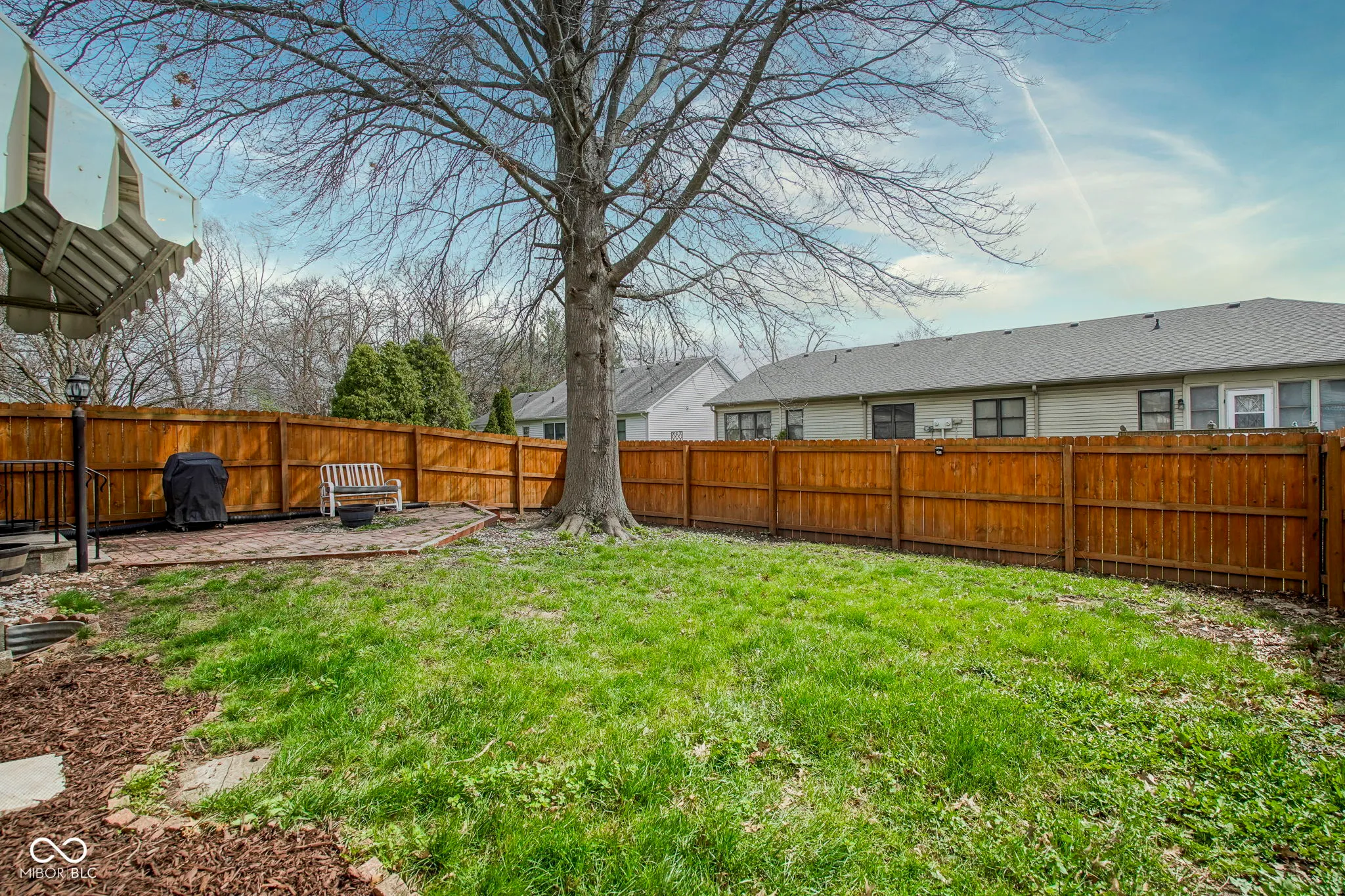 Greenwood, Indiana 46143, United States, 2 Bedrooms Bedrooms, ,2 BathroomsBathrooms,Residential,Pending,102931