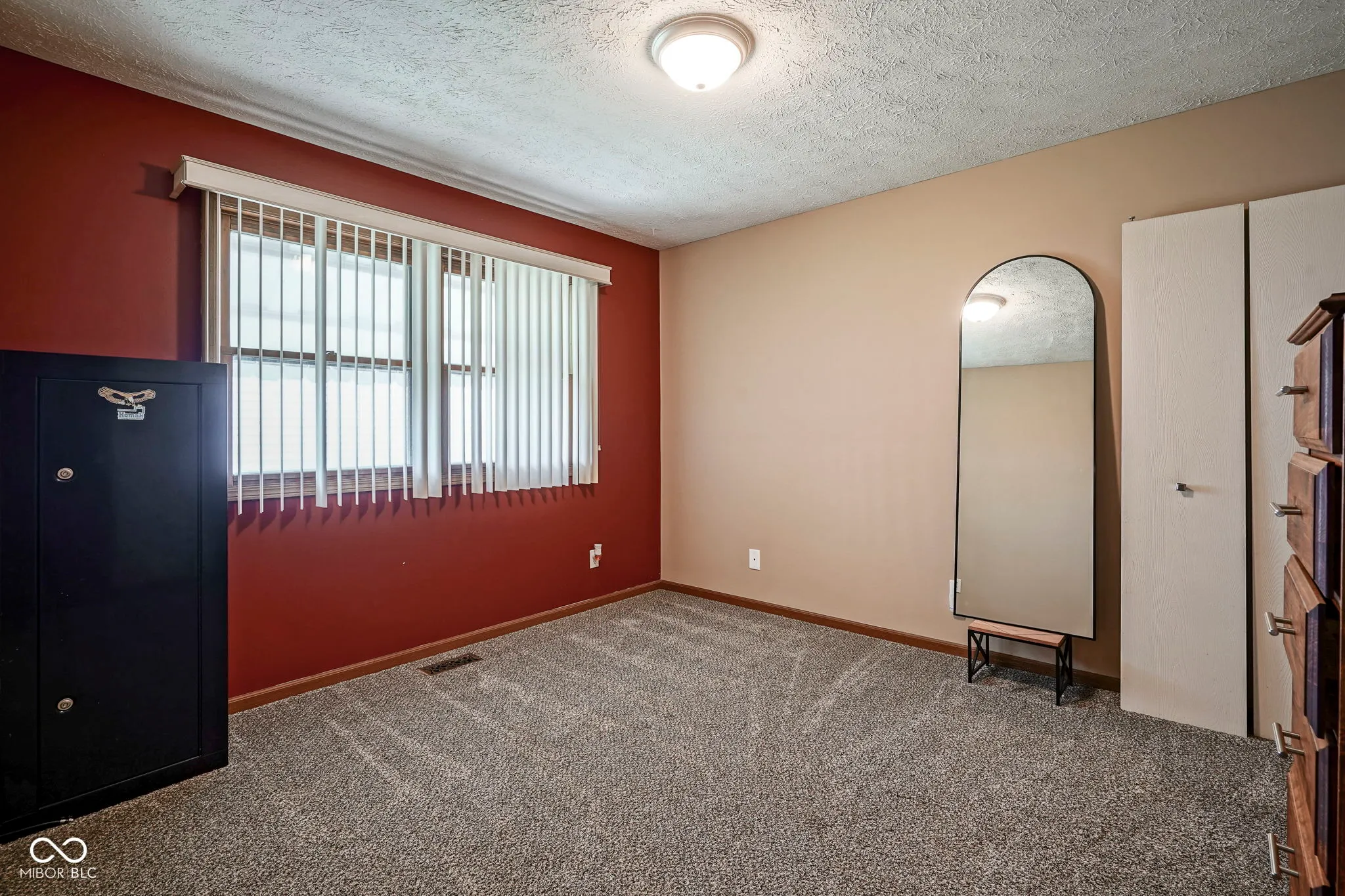 Greenwood, Indiana 46143, United States, 2 Bedrooms Bedrooms, ,2 BathroomsBathrooms,Residential,Pending,102931