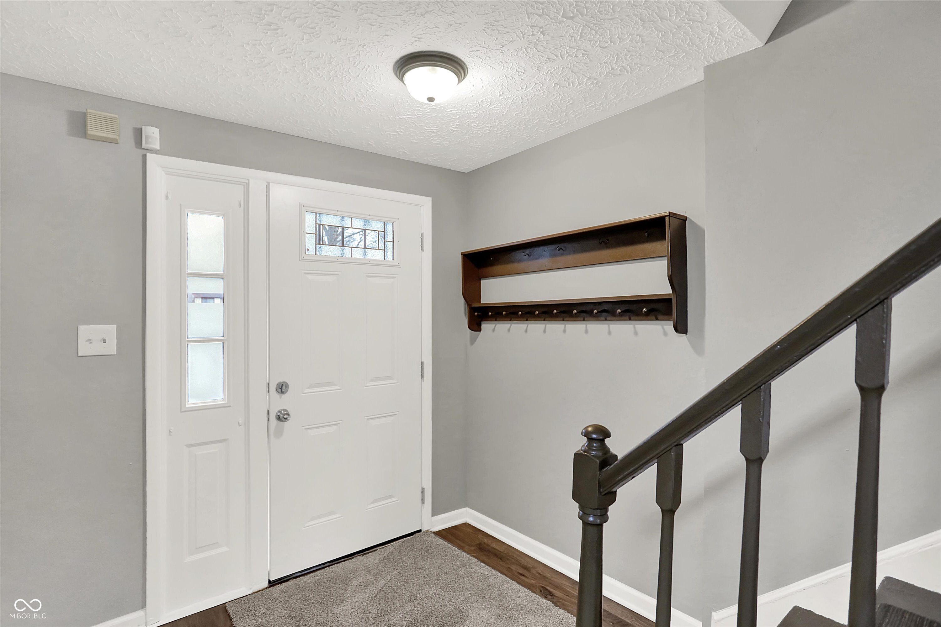 6813 Cross Key Drive