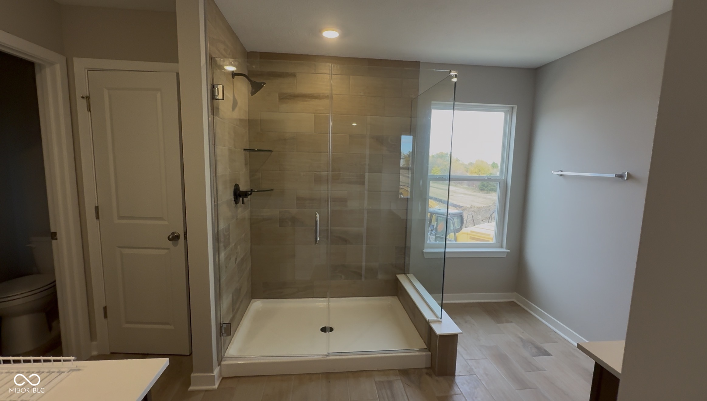 9799 Creekside Circle