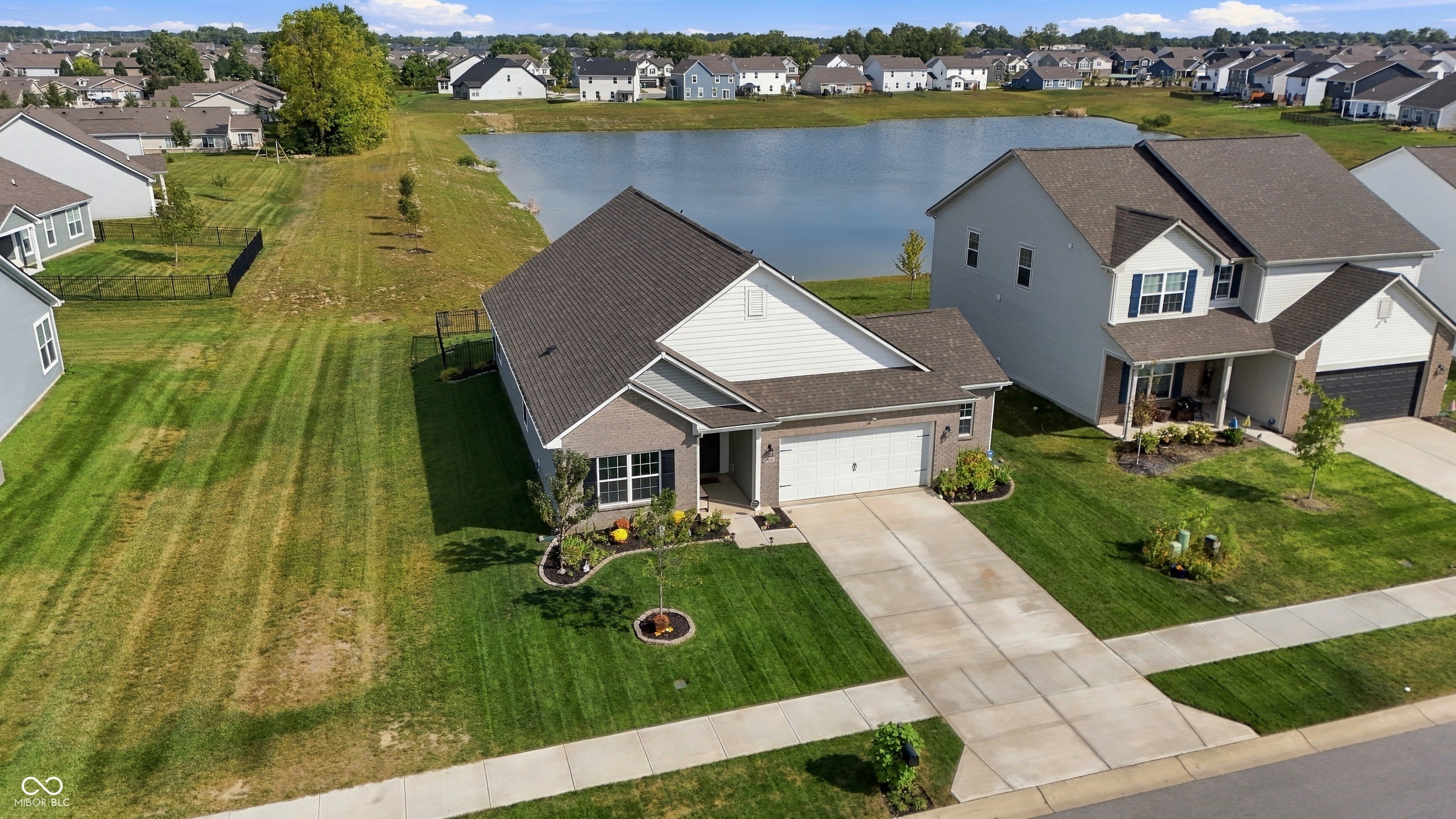 17896 Paula Walk