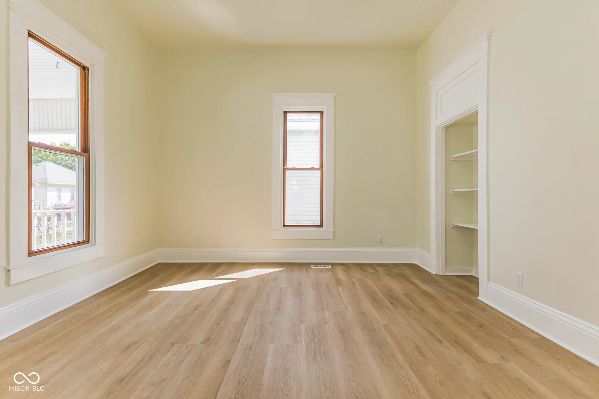 Greensburg, Indiana 47240, United States, 3 Bedrooms Bedrooms, ,2 BathroomsBathrooms,Residential,Pending,210658