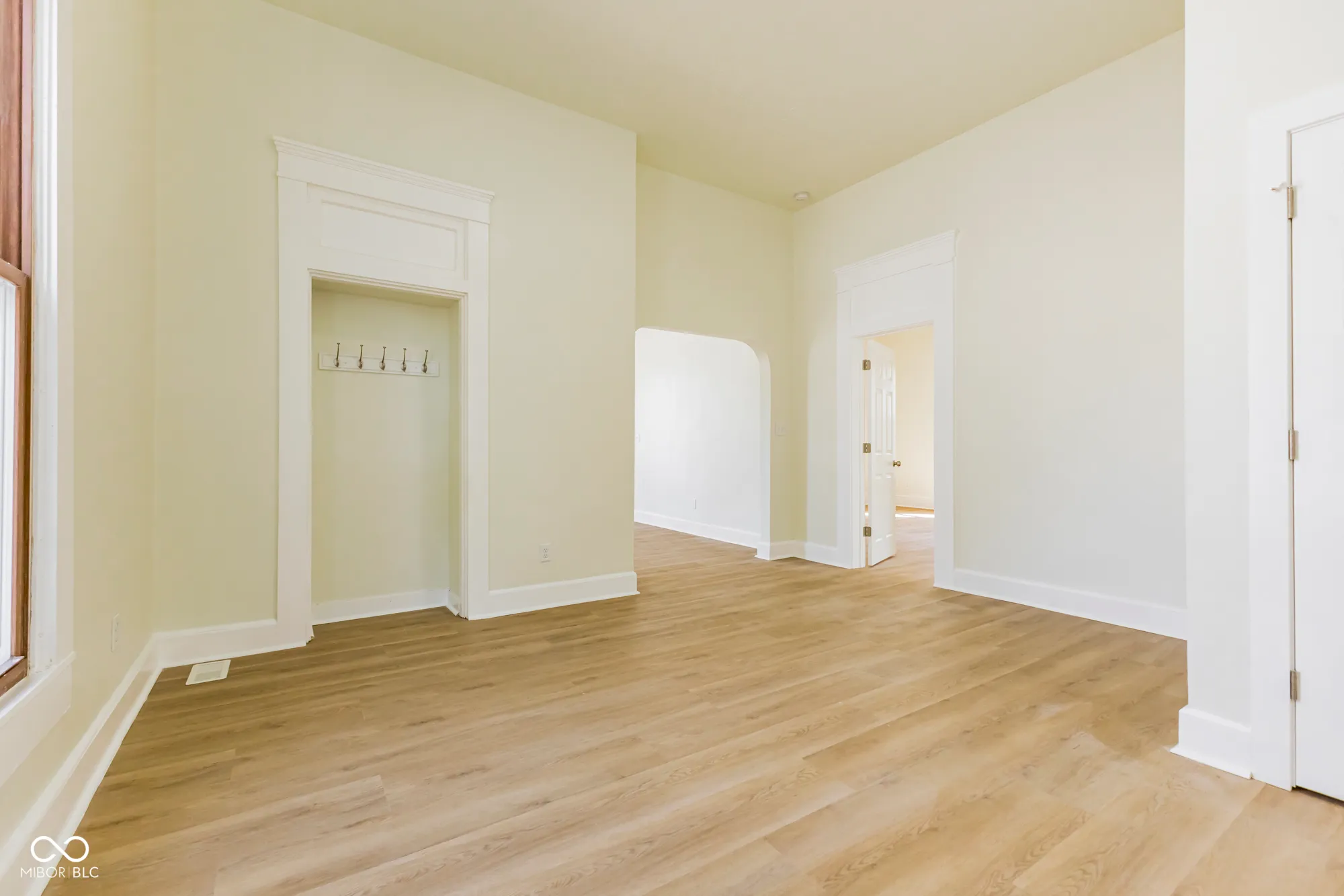 Greensburg, Indiana 47240, United States, 3 Bedrooms Bedrooms, ,2 BathroomsBathrooms,Residential,Pending,210658