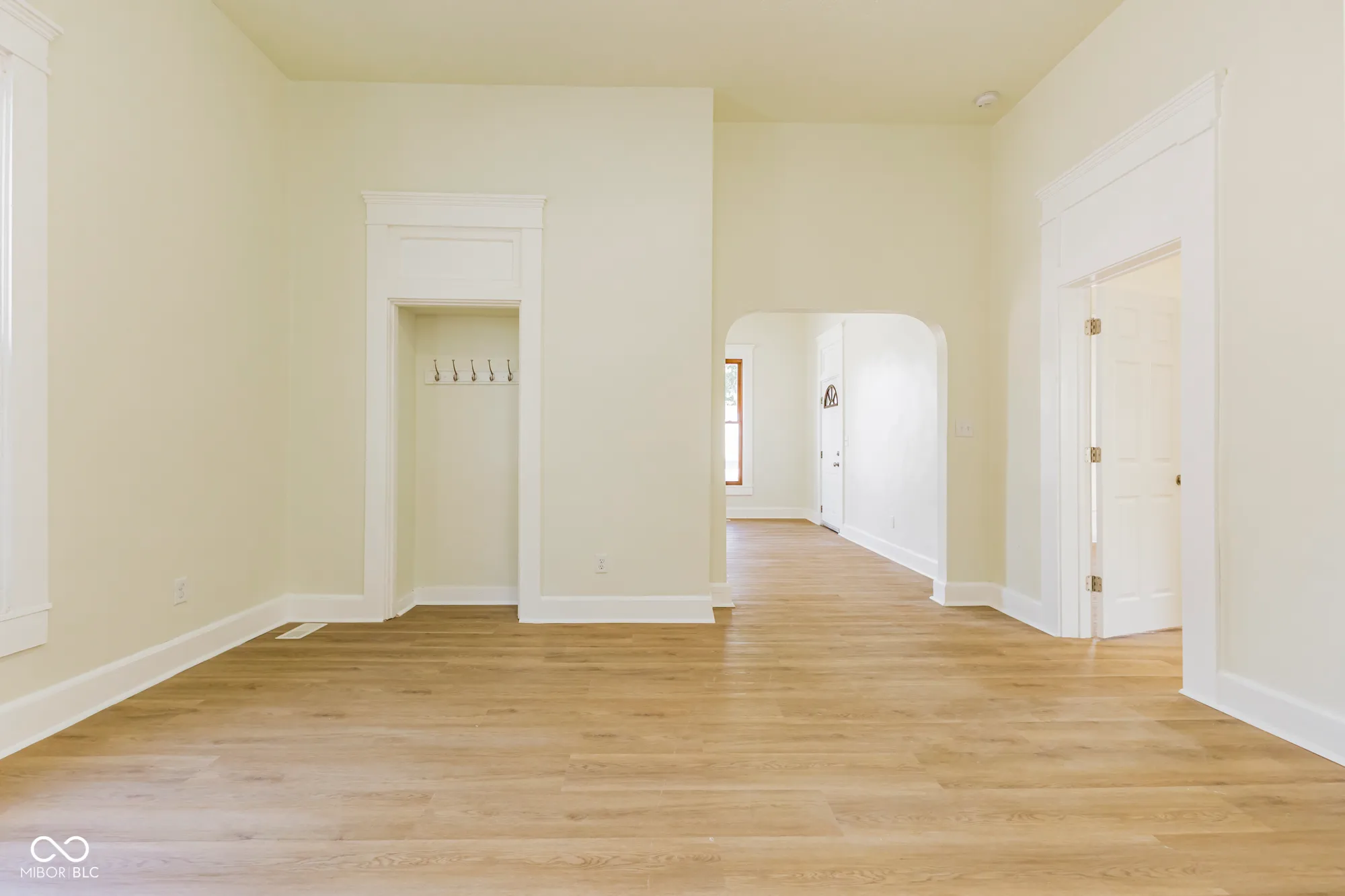 Greensburg, Indiana 47240, United States, 3 Bedrooms Bedrooms, ,2 BathroomsBathrooms,Residential,Pending,210658