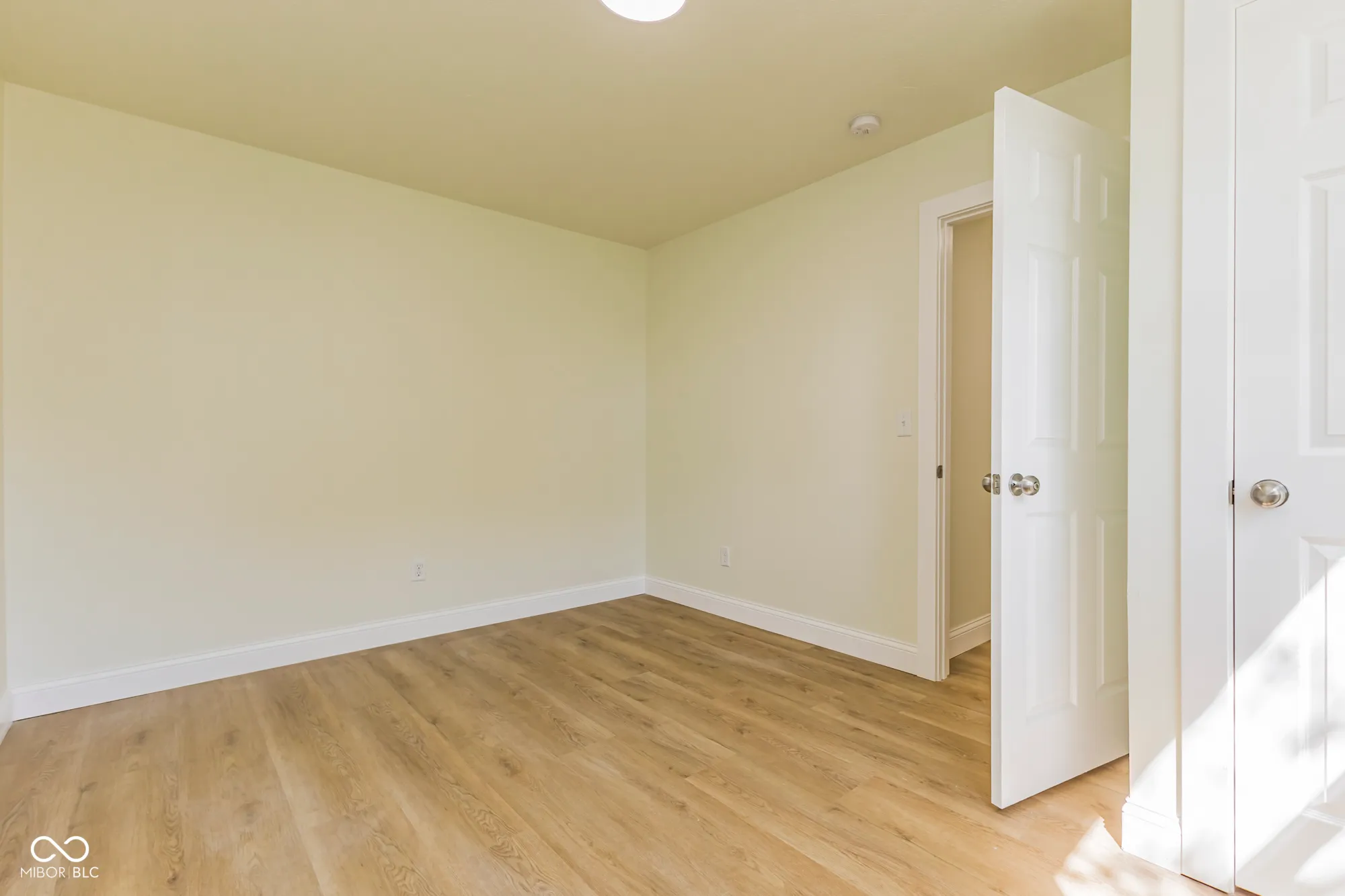 Greensburg, Indiana 47240, United States, 3 Bedrooms Bedrooms, ,2 BathroomsBathrooms,Residential,Pending,210658