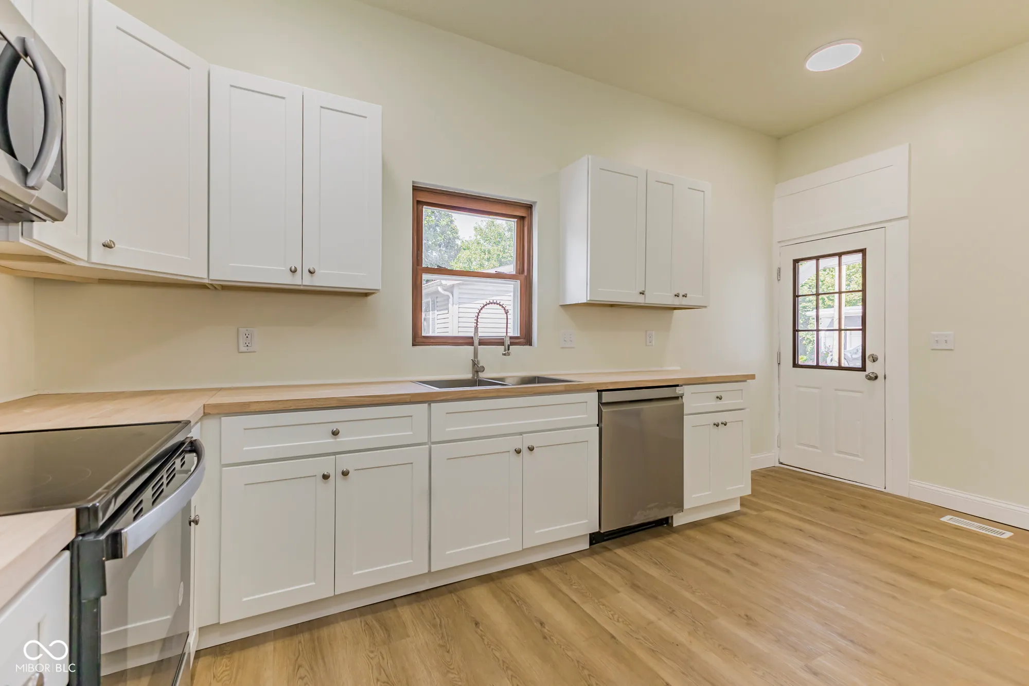 Greensburg, Indiana 47240, United States, 3 Bedrooms Bedrooms, ,2 BathroomsBathrooms,Residential,Pending,210658