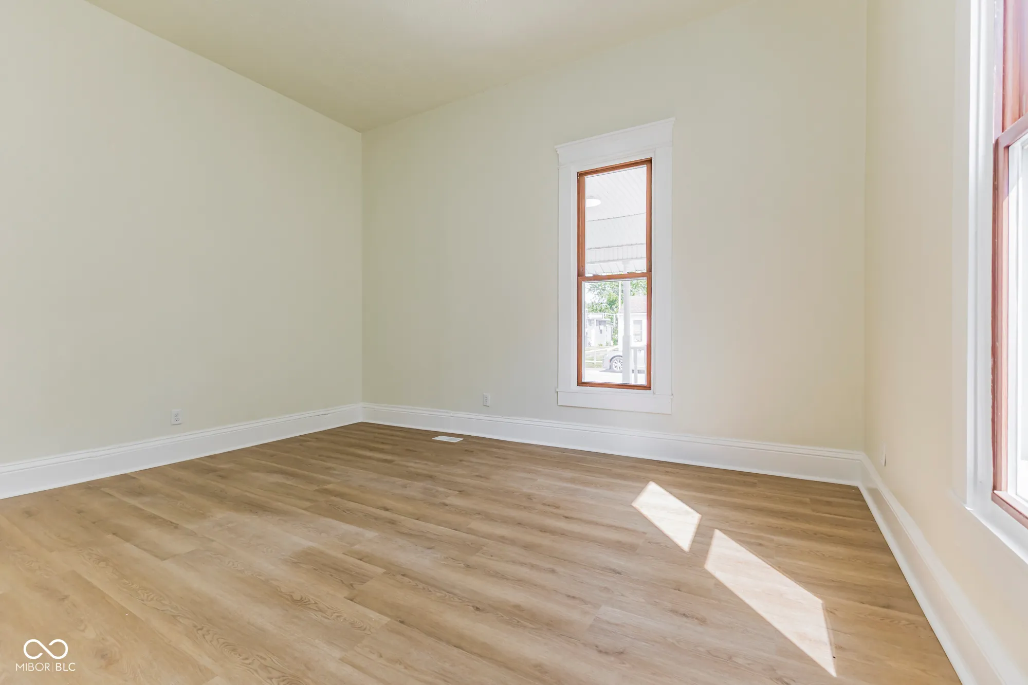 Greensburg, Indiana 47240, United States, 3 Bedrooms Bedrooms, ,2 BathroomsBathrooms,Residential,Pending,210658