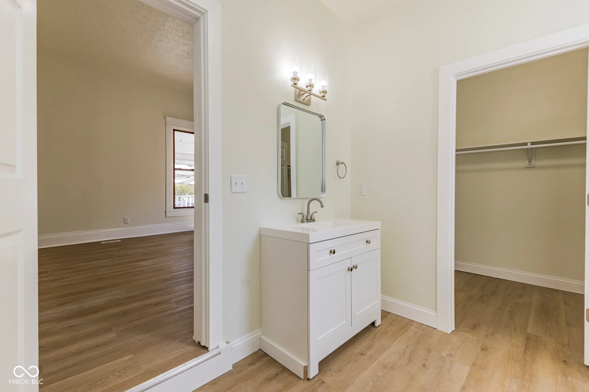 Greensburg, Indiana 47240, United States, 3 Bedrooms Bedrooms, ,2 BathroomsBathrooms,Residential,Pending,210658