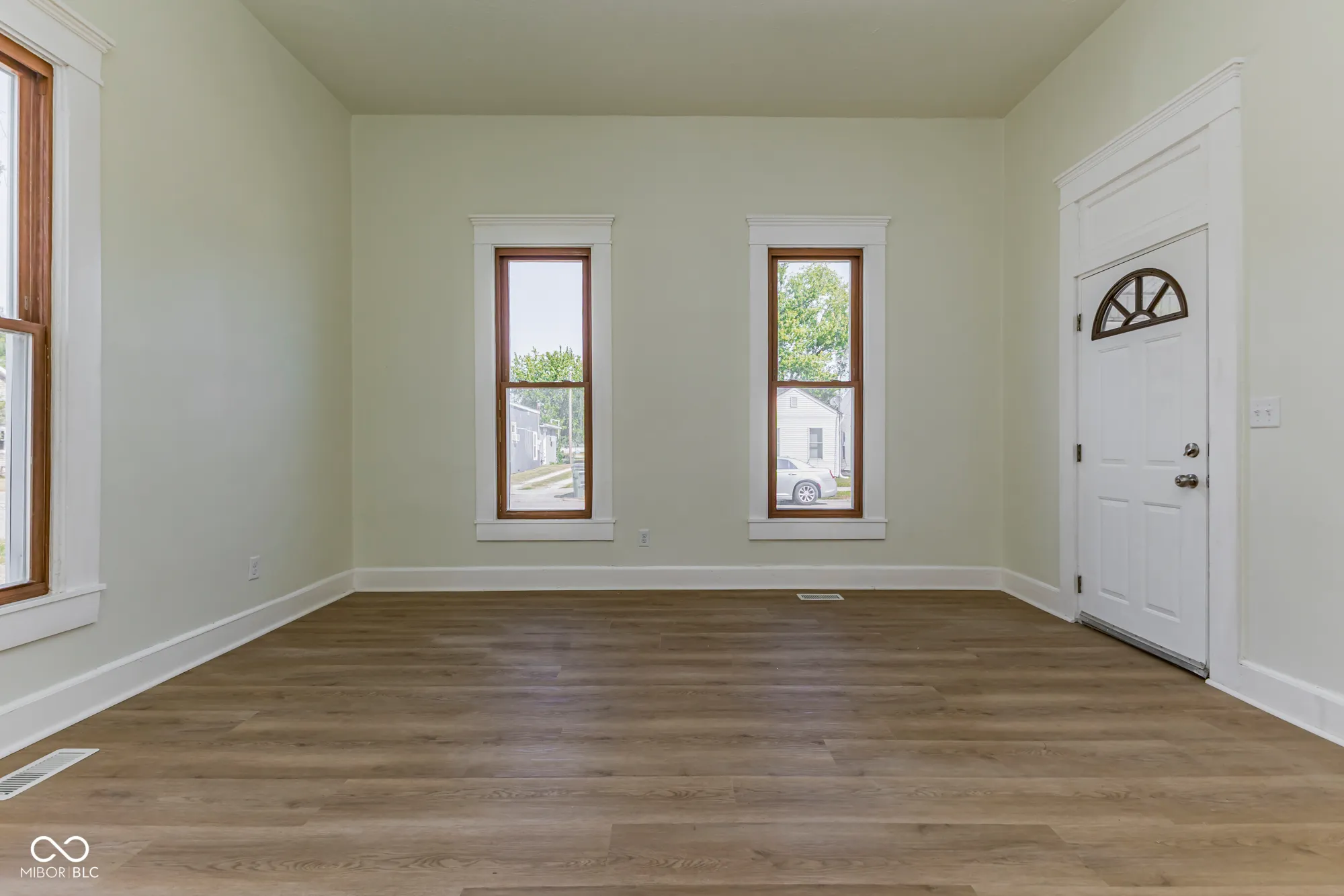 Greensburg, Indiana 47240, United States, 3 Bedrooms Bedrooms, ,2 BathroomsBathrooms,Residential,Pending,210658