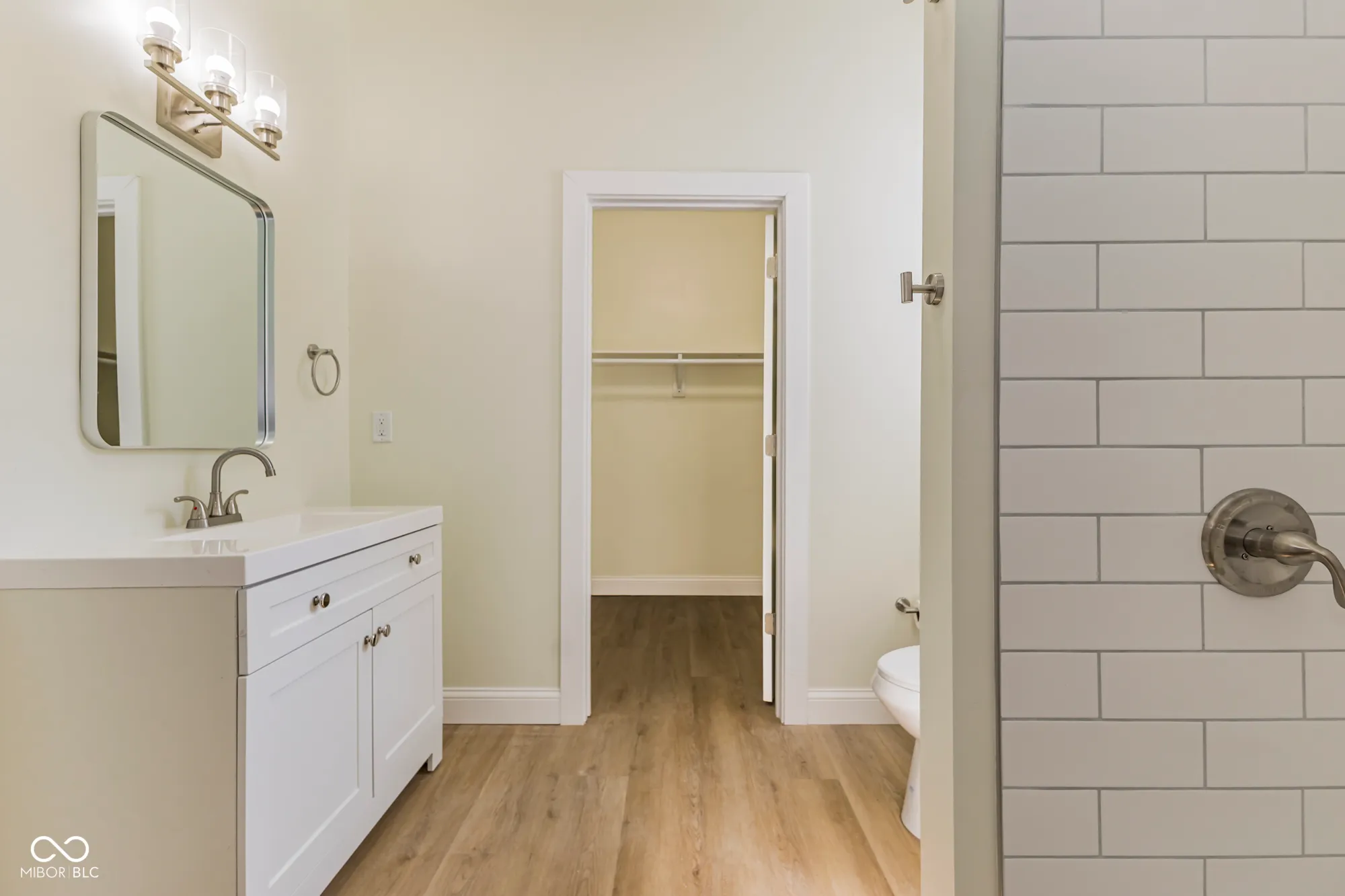 Greensburg, Indiana 47240, United States, 3 Bedrooms Bedrooms, ,2 BathroomsBathrooms,Residential,Pending,210658