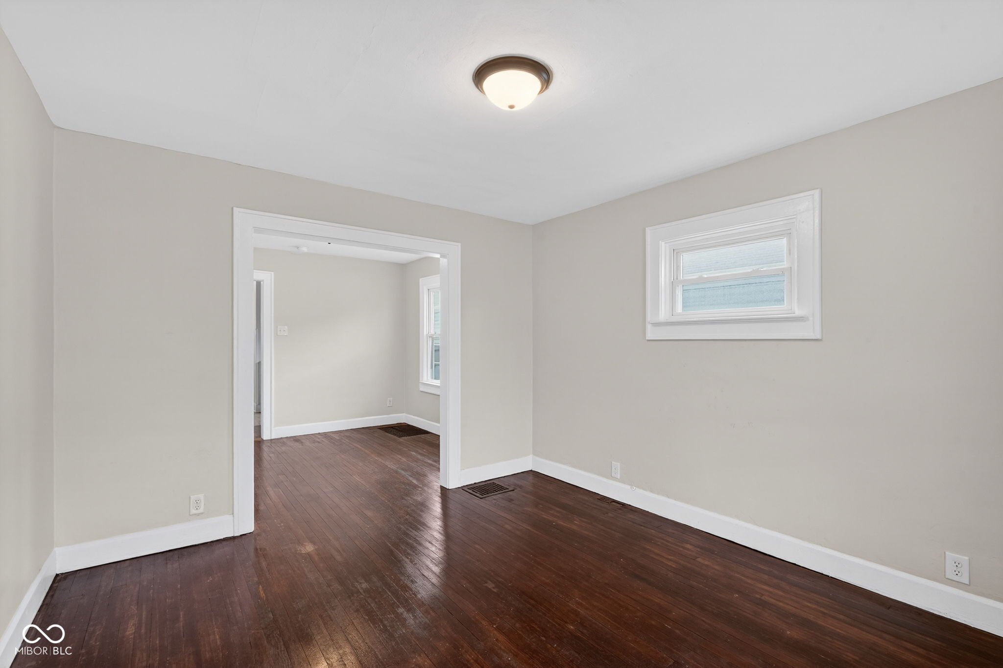 937-939 N Drexel Avenue N